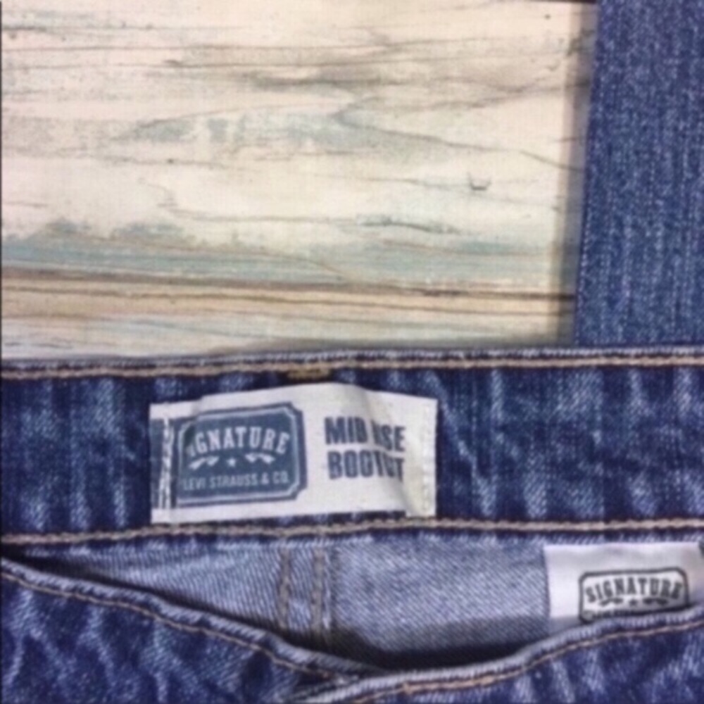 Levi's Mid Rise Boot - Picture 6 of 6